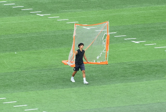 令人聯想到